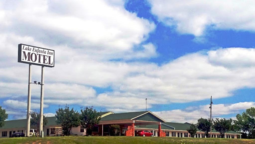 Lake Eufaula Inn & Suites Checotah Dış mekan fotoğraf