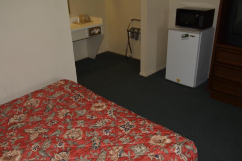 Lake Eufaula Inn & Suites Checotah Dış mekan fotoğraf