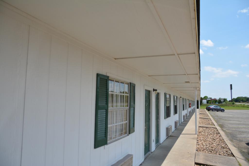 Lake Eufaula Inn & Suites Checotah Dış mekan fotoğraf