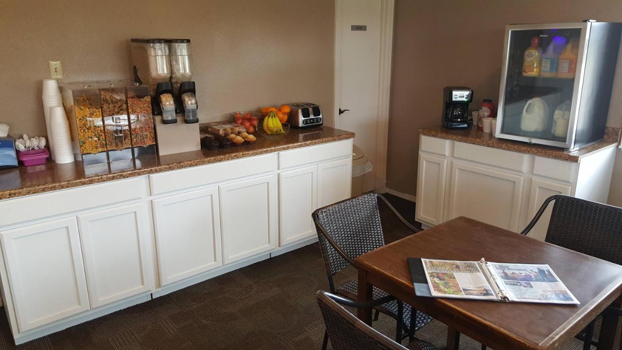 Lake Eufaula Inn & Suites Checotah Dış mekan fotoğraf